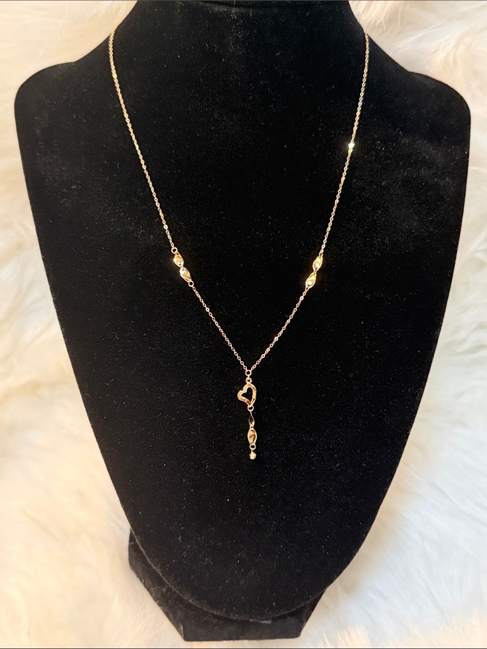 18K Yellow Gold Delicate Gold Heart Drop Necklace - Women Jewelry